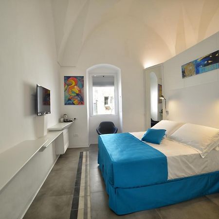 Sunshine Luxury Rooms ออสตูนี ภายนอก รูปภาพ