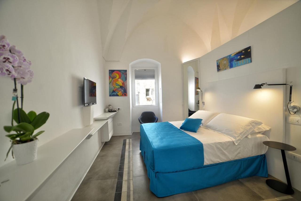 Sunshine Luxury Rooms ออสตูนี ภายนอก รูปภาพ