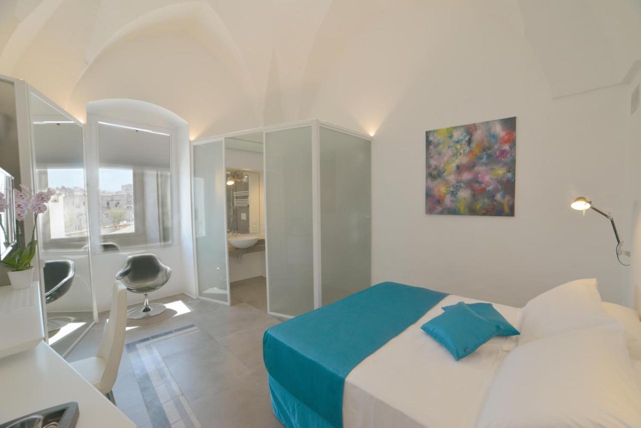 Sunshine Luxury Rooms ออสตูนี ภายนอก รูปภาพ